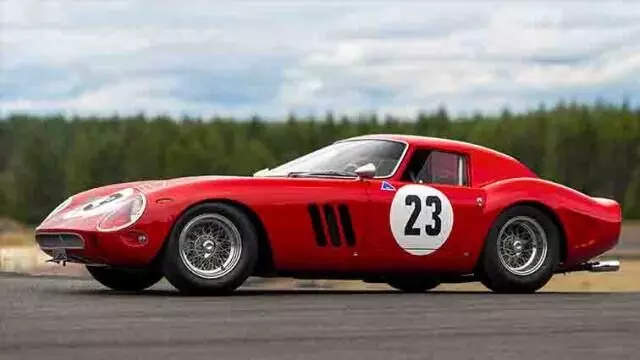 1962 Ferrari 250 GTO: दुनिया की सबसे दूसरी महंगी कार, 430 करोड़ में बिकी! जानिए क्या है खास बात